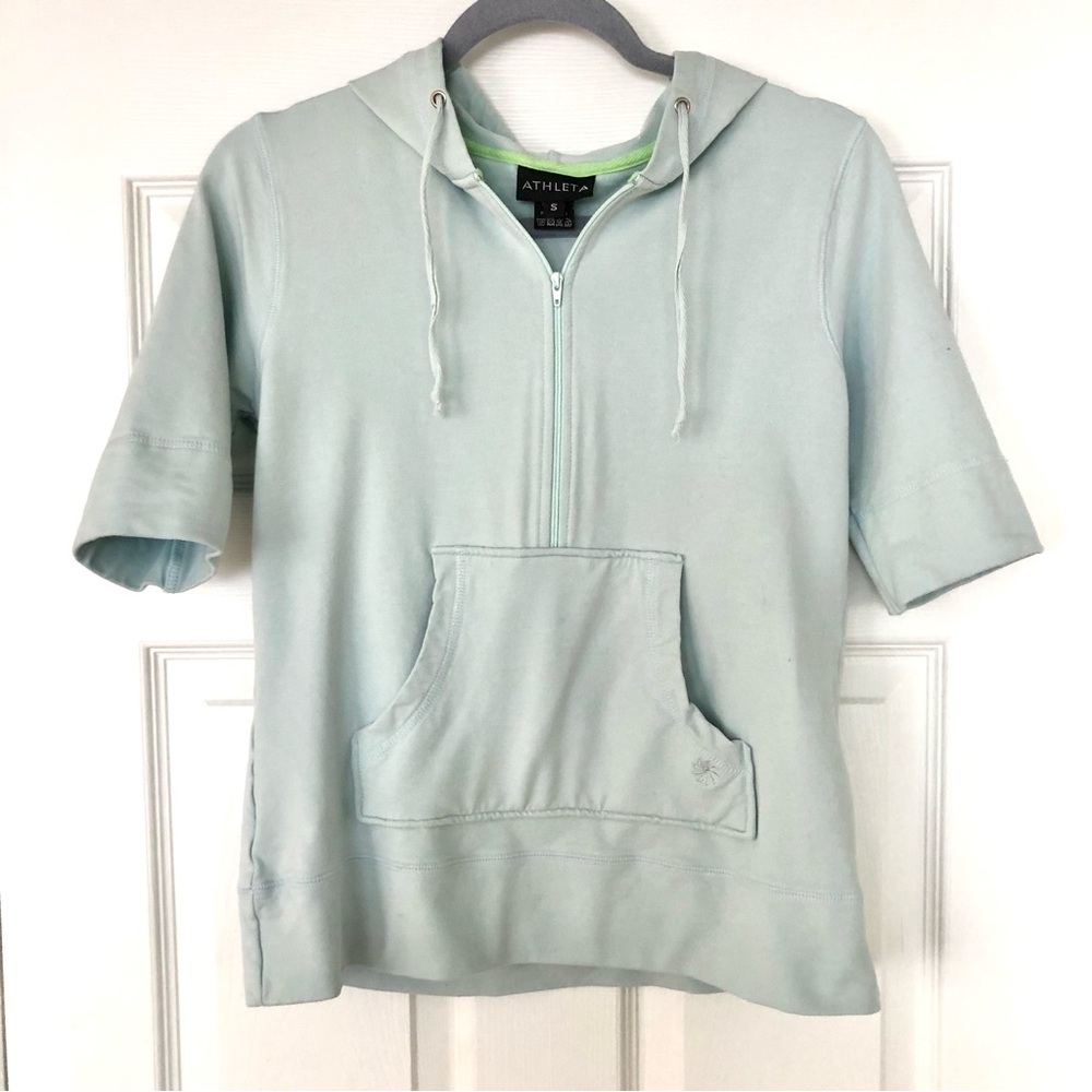 Athleta hoodie green short sleeve size small.
